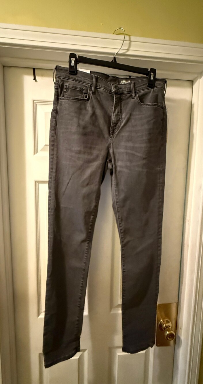 H&M Women’s Skinny Jeans in Gray
